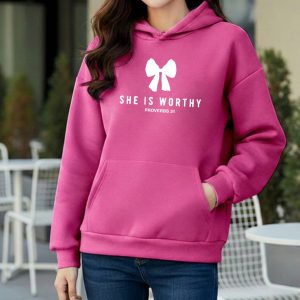 Premium Comfortable Printed Ladies Winter Hoodie